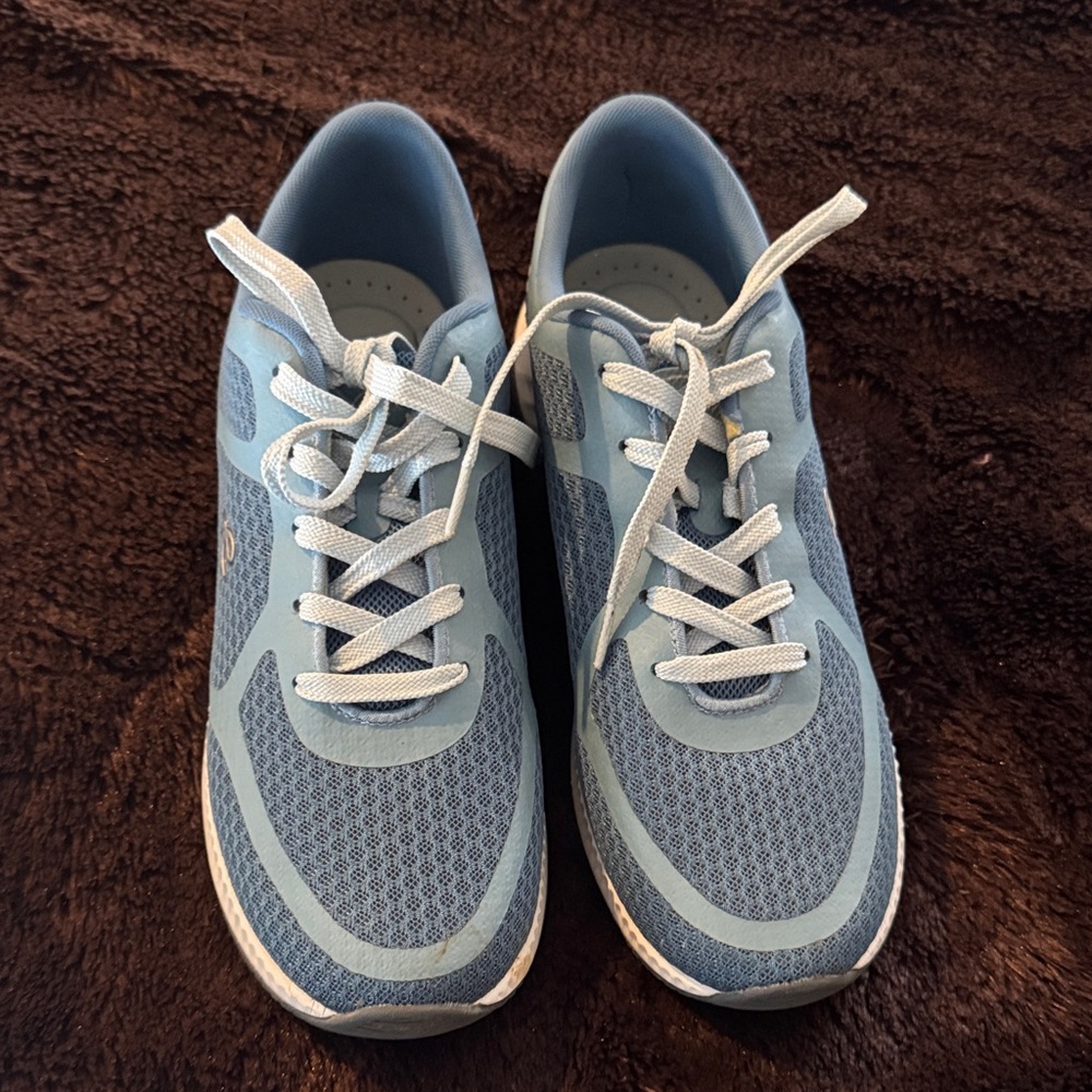 Easy Spirit Blue Sneakers